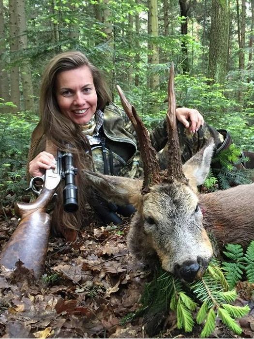 Female Hunters | Passion & Prey European Hunting Services